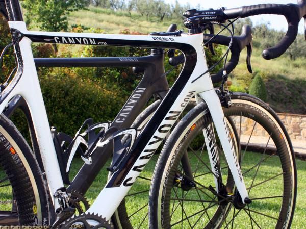 Canyon will offer the Aeroad CF in white or black plus team and special Erik Zabel-edition colors.