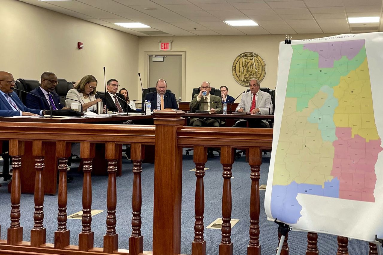 Alabama state senators discuss a redrawn map of the state&amp;#039;s districts. 