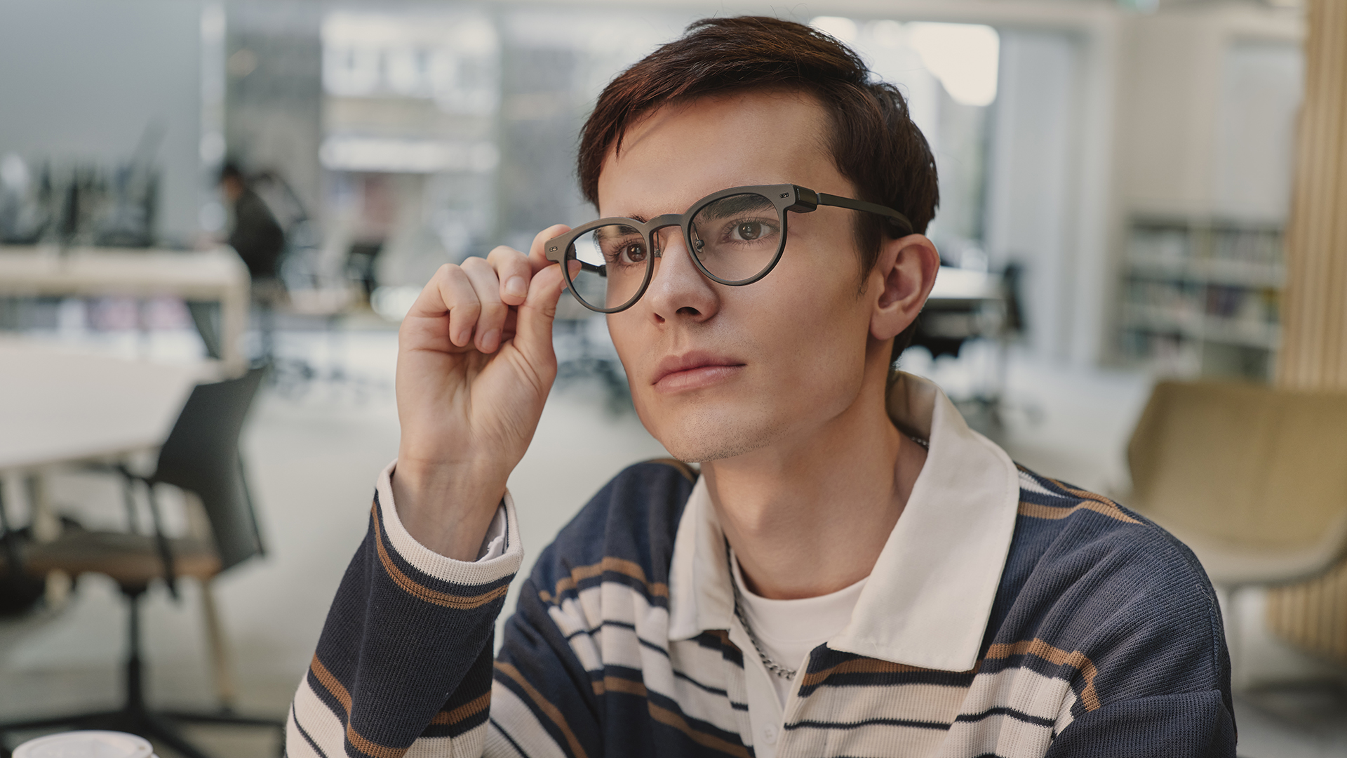 MemoMind One smart glasses worn by student