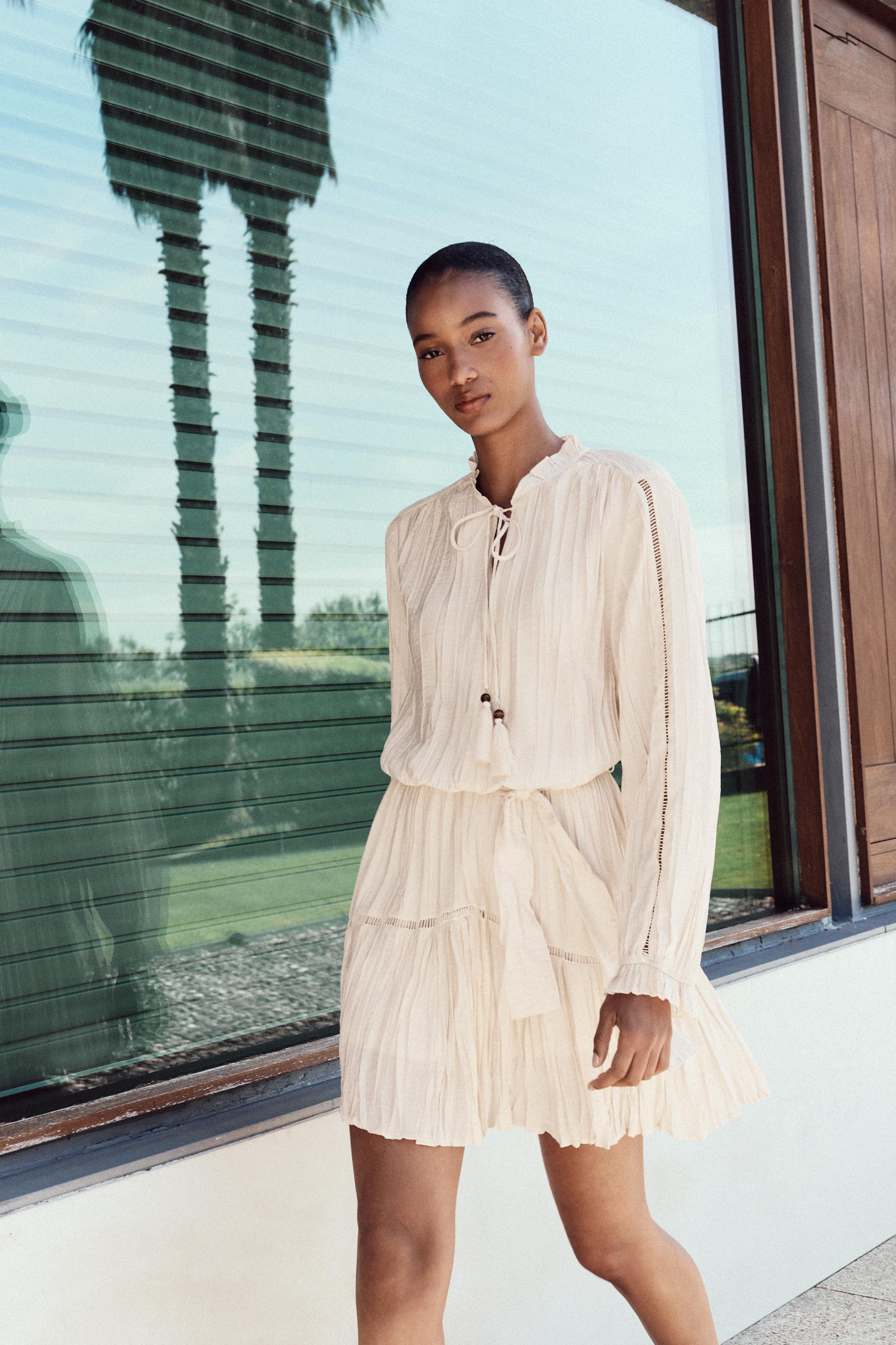 Wrinkle effect mini dress