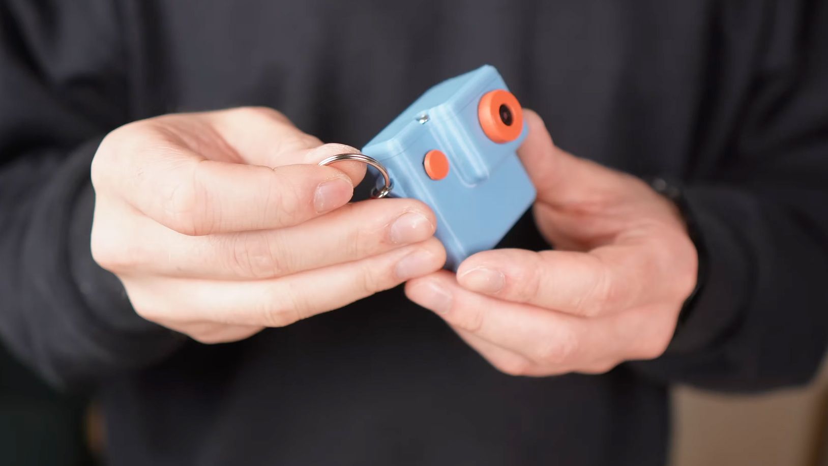 Keychain Camera Turns Photography into Real-Life Quests