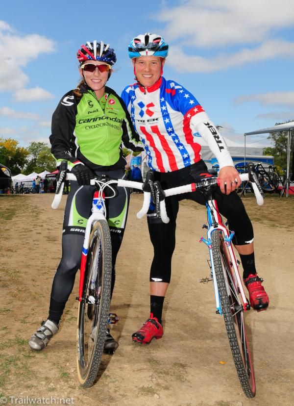 Kaitlin Antonneau (Cannondale p/b Cyclocrossworld) with her coach Katie Compton before the race
