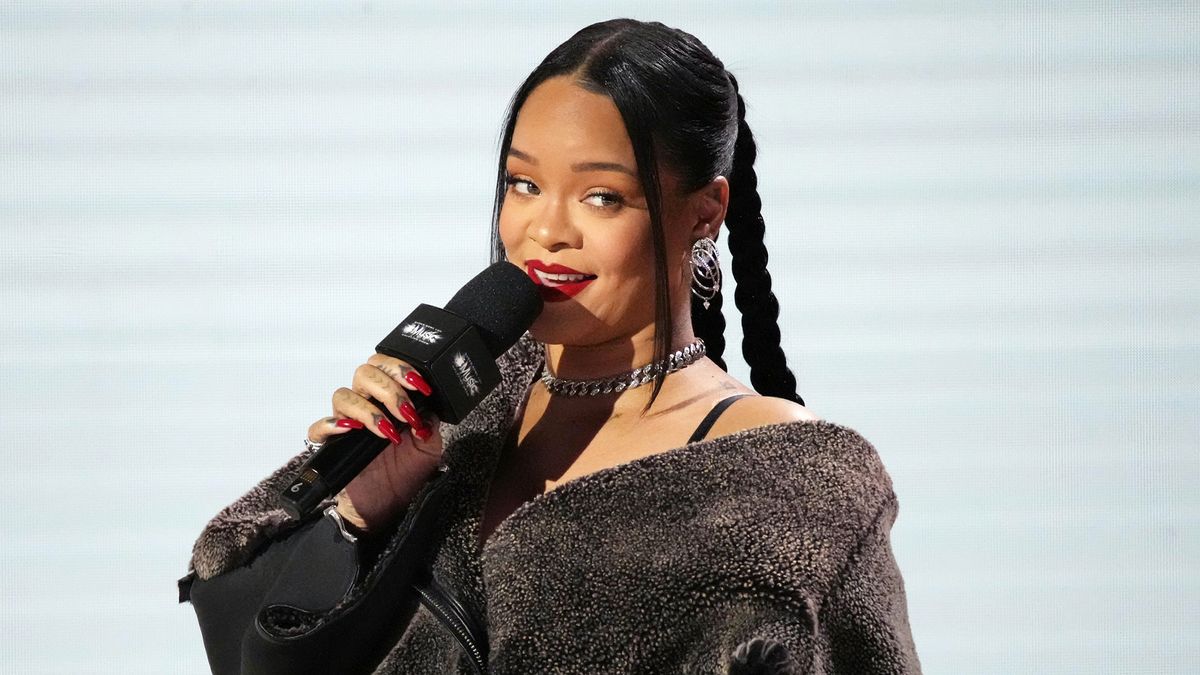 Rihanna a chanté deux de ses propres chansons de 2016 au karaoké de New York