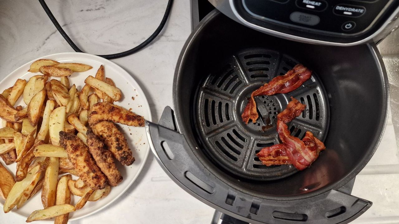 Ninja Air Fryer MAX AF160