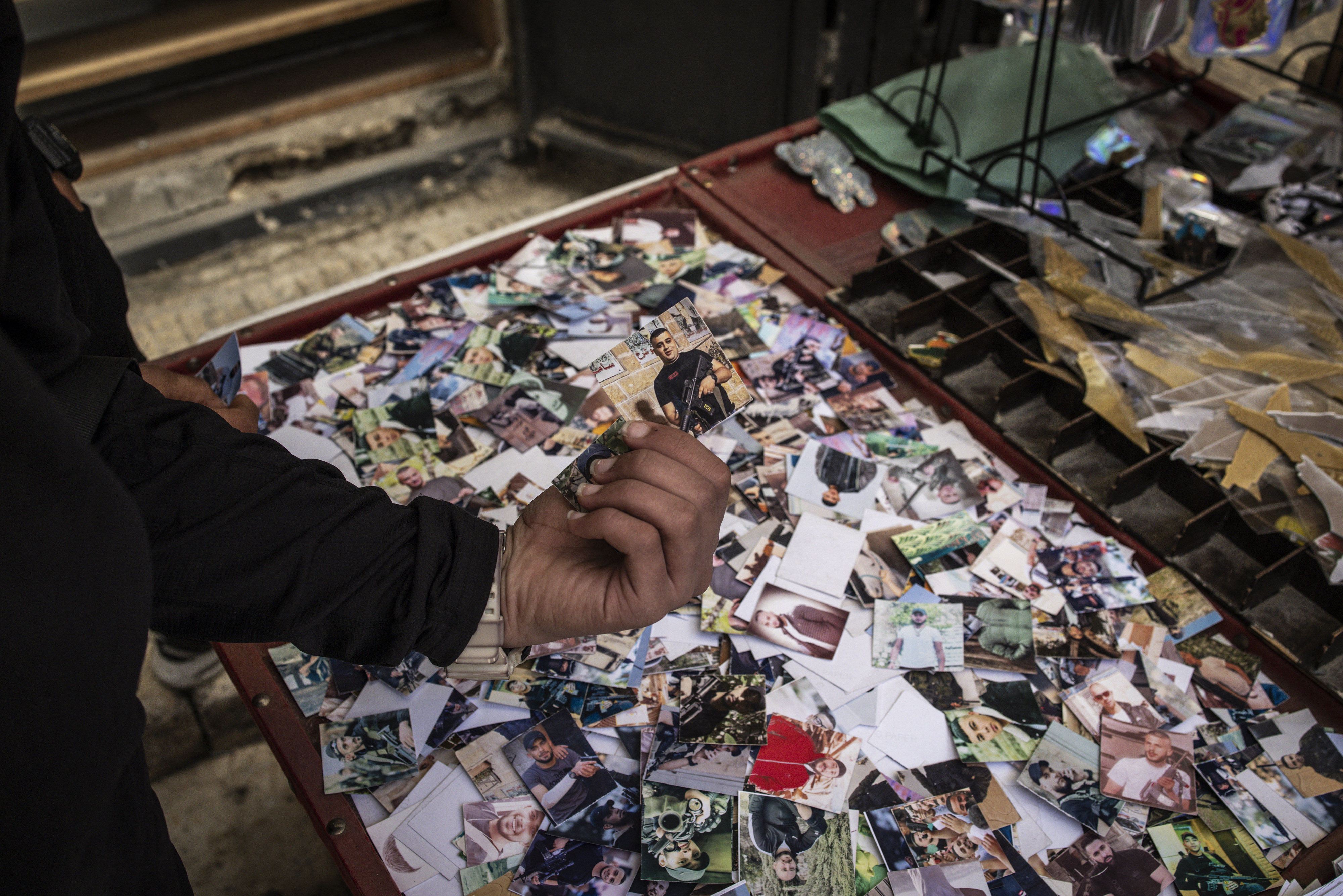 A pile of pictures
