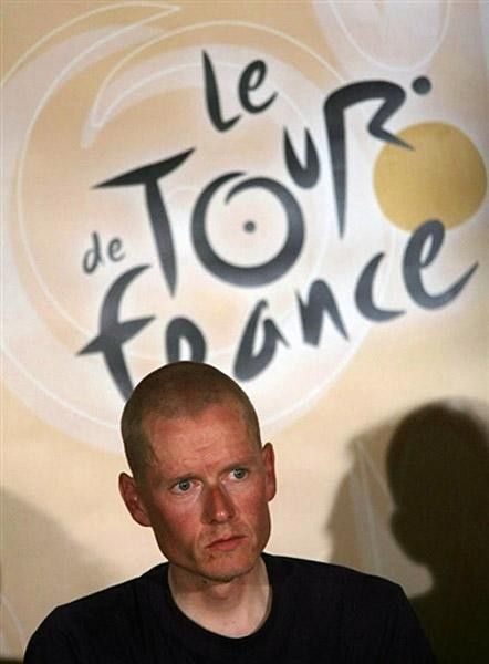 Rasmussen held a press conference during the Tour