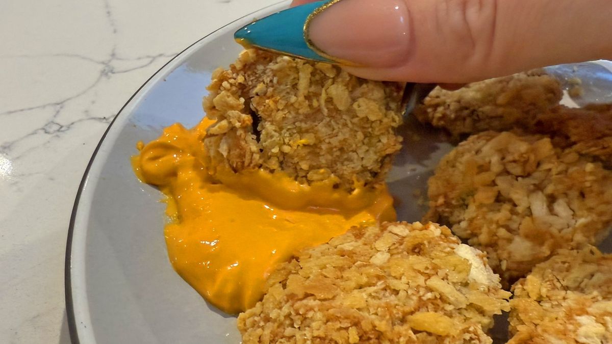 These air fried pickles are so good they’ve converted even non-pickle-eaters into fans