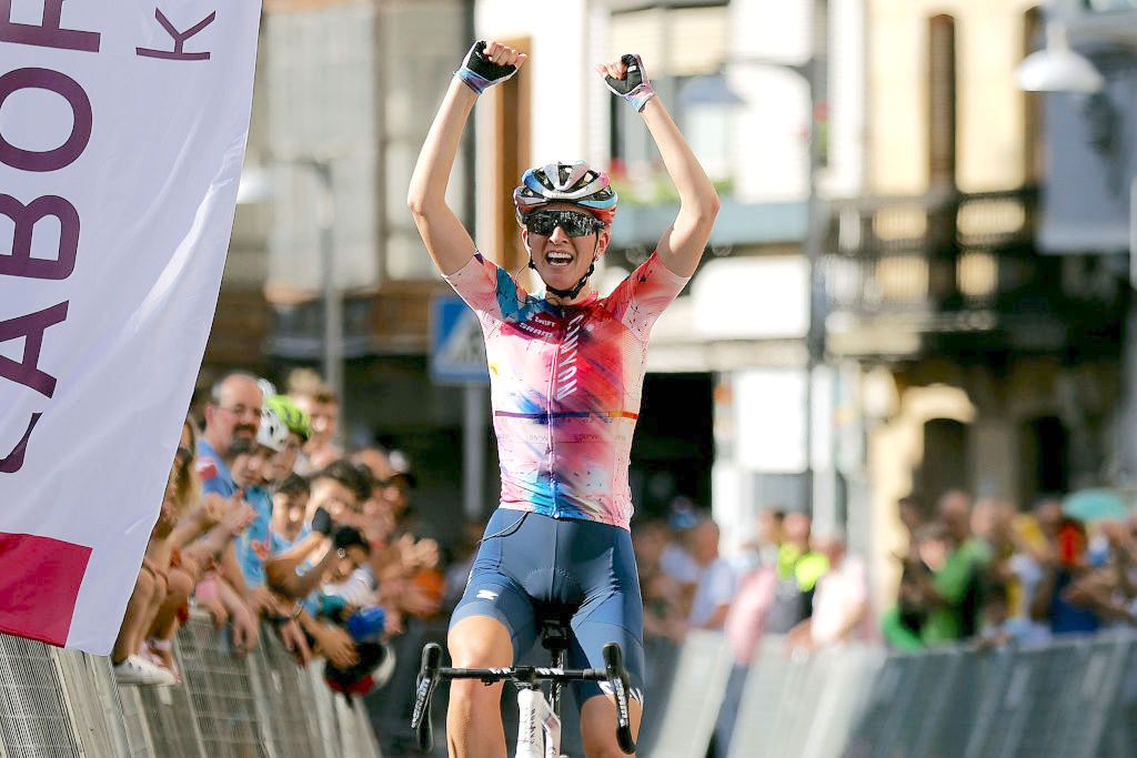 DURANGO, SPAIN - MAY 17: Pauliena Rooijakkers of Netherlands and Canyon SRAM Racing Team celebrates winning during the 21st Durango - Durango Emakumeen Saria 2022 a 113km one day race from Durango to to Durango / #DurangoDurango22 / on May 17, 2022 in Durango, Spain. (Photo by Gonzalo Arroyo Moreno/Getty Images)