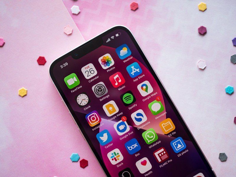 iPhone 13