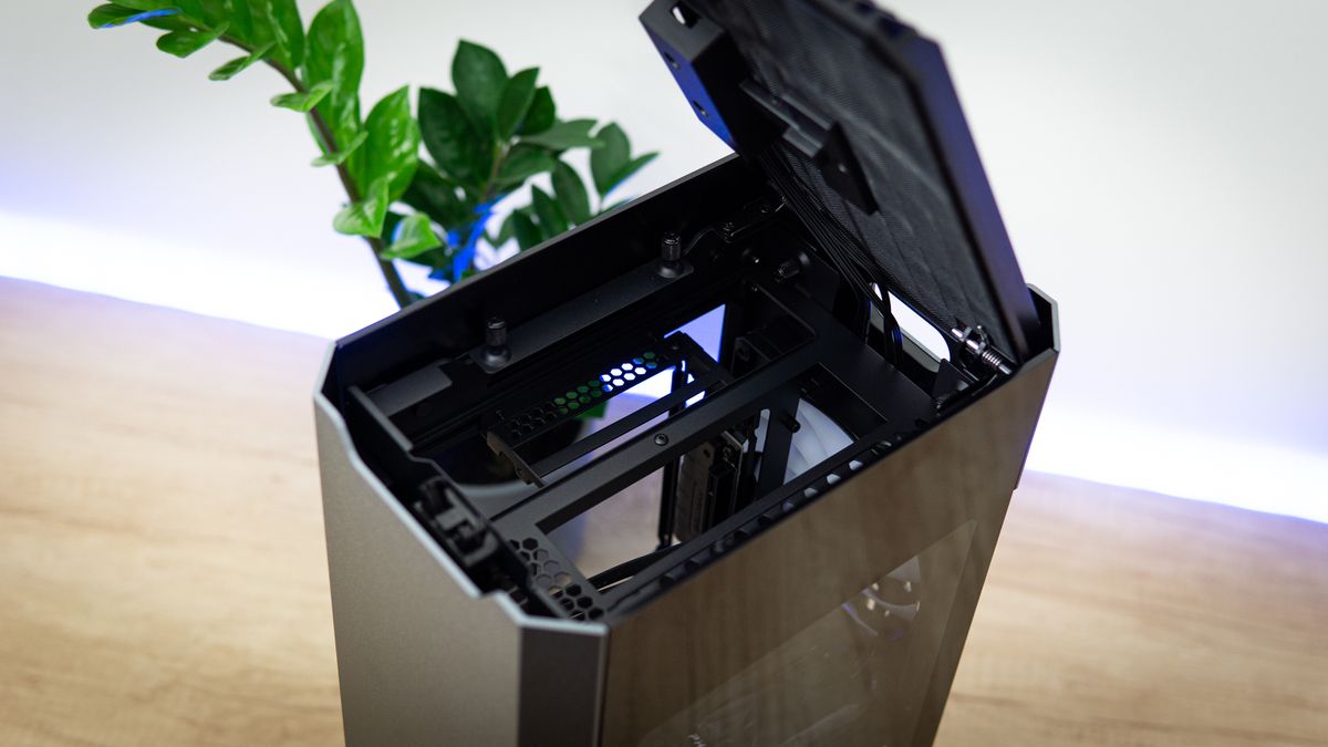 Phanteks Evolv Shift 2
