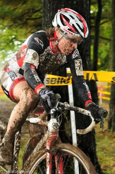 Kathy Sherwin (NoTubes Elite Women's Team) rounding a tree