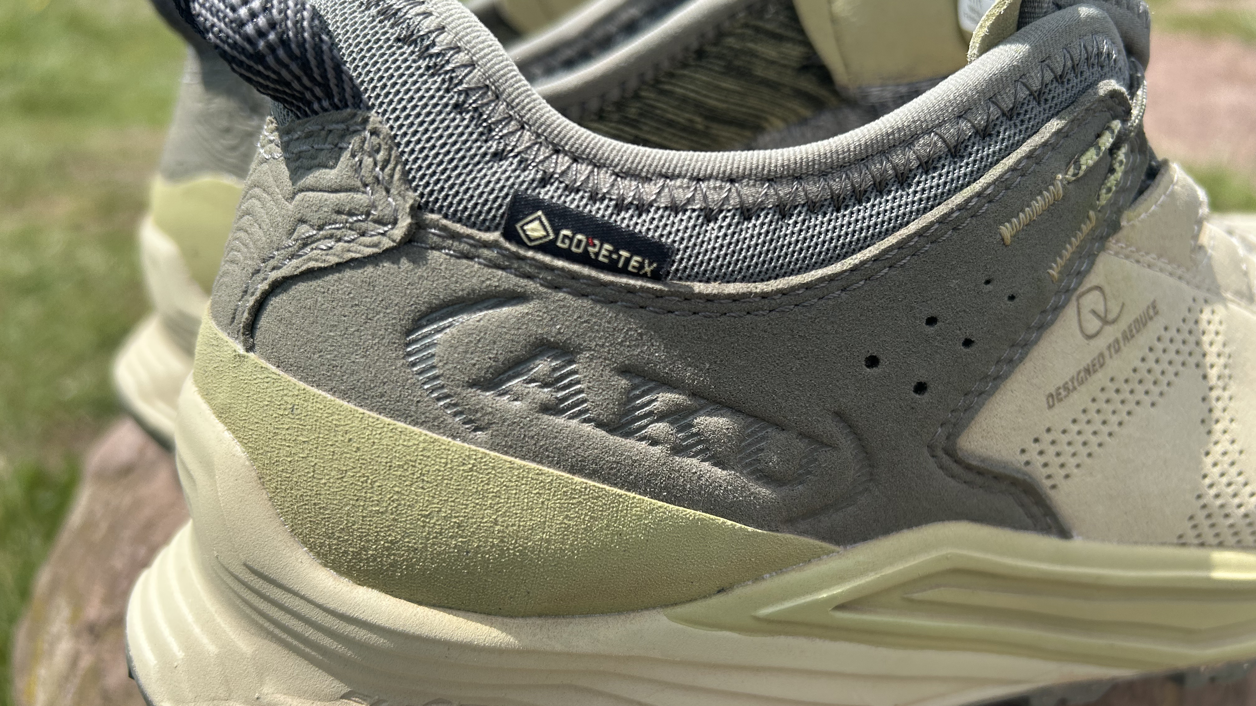 Aku Omnia V-light GTX close up