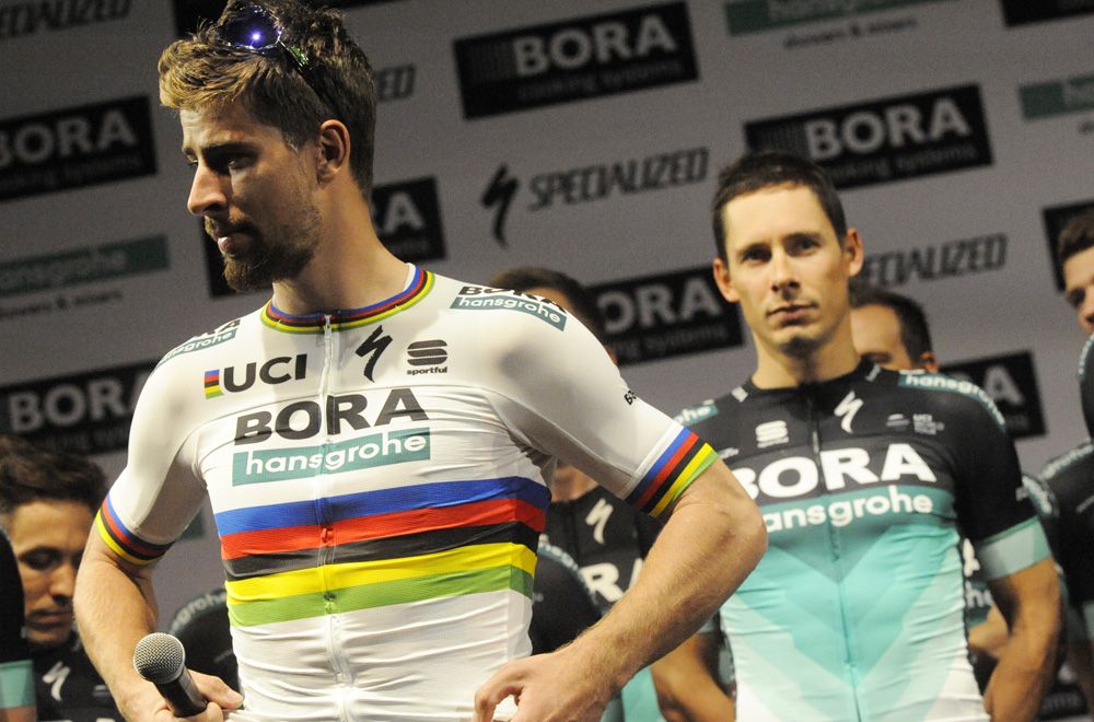 Peter Sagan shows off his 2018 rainbow jersey made by Sportful