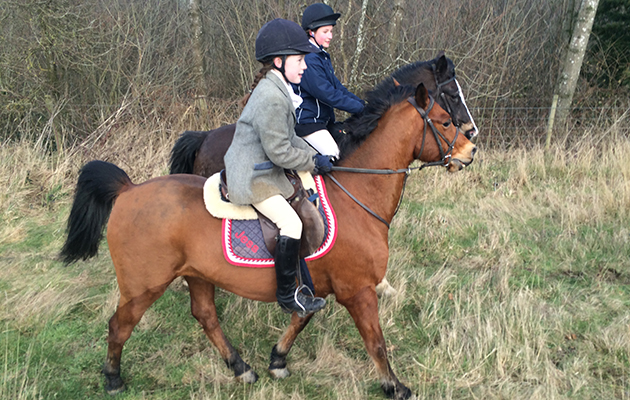 The United held a children’s meet on Tuesday at Plowden where Jess and Beckie from the United Pony Club were “welcomed by hunt staff and thoroughly enjoyed their day”