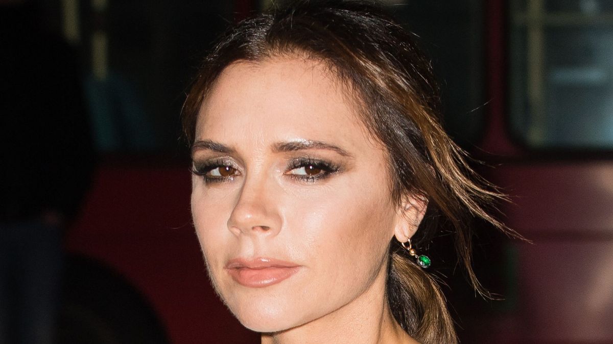 Victoria Beckham’s sparkly jewellery transforms a black corset