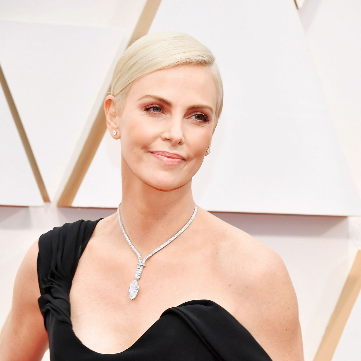 Charlize Theron's Hidden Hair Accessory at the Oscars | Marie Claire