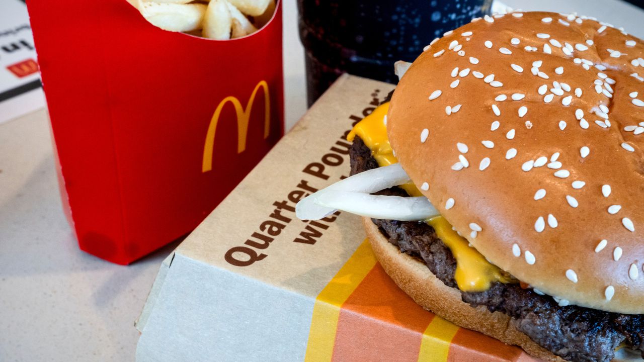 McDonald&#039;s Quarter Pounder with onions