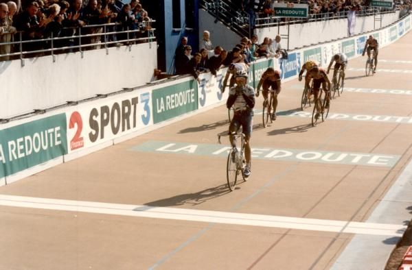 Frederic Guesdon takes the biggest win of his career in 1997