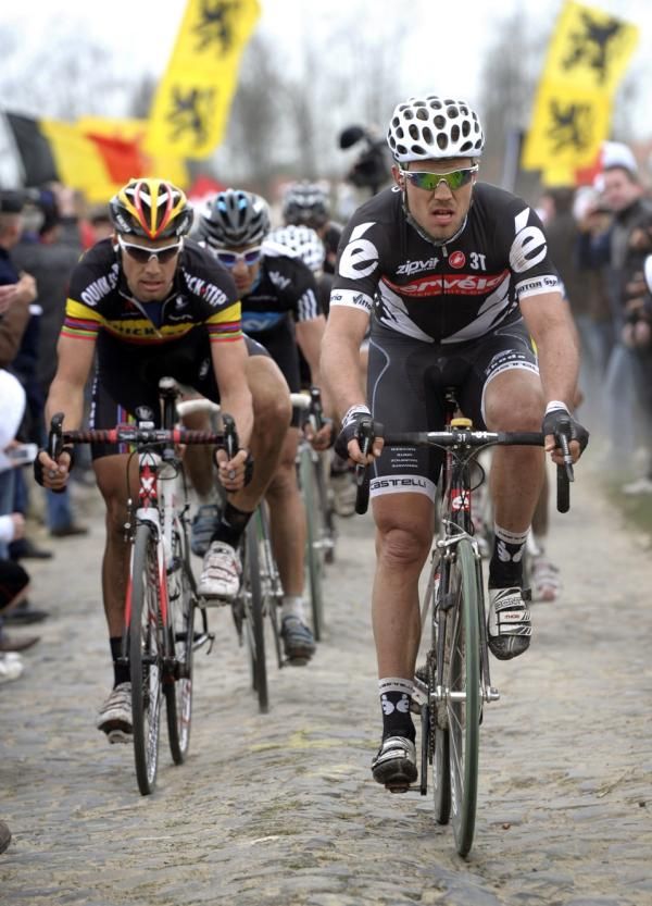 Tom Boonen (Quick Step) and Thor Hushovd (Cervelo TestTeam) at Paris-Roubaix