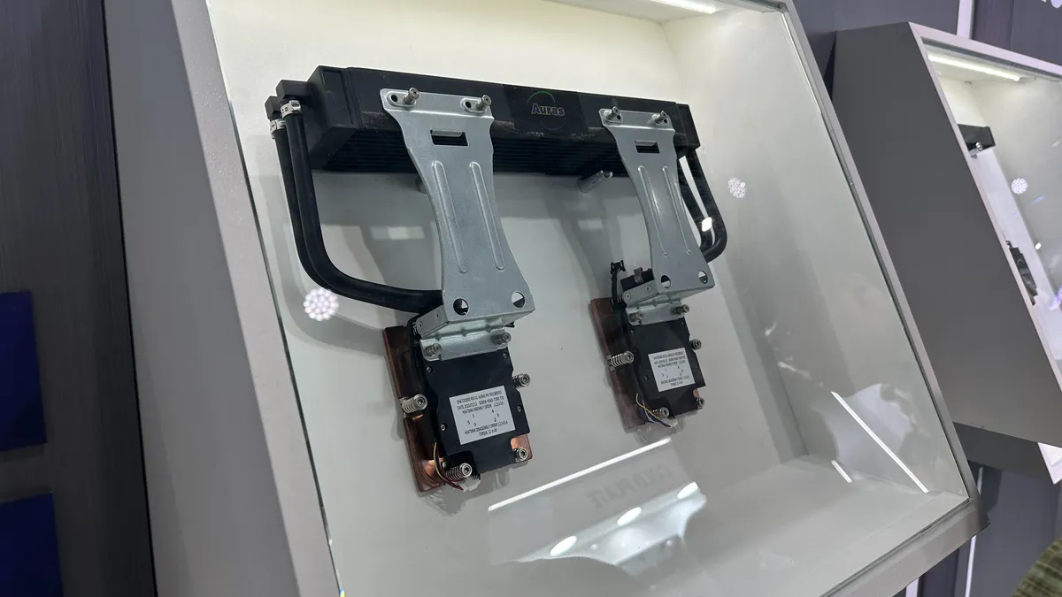 Post image 15