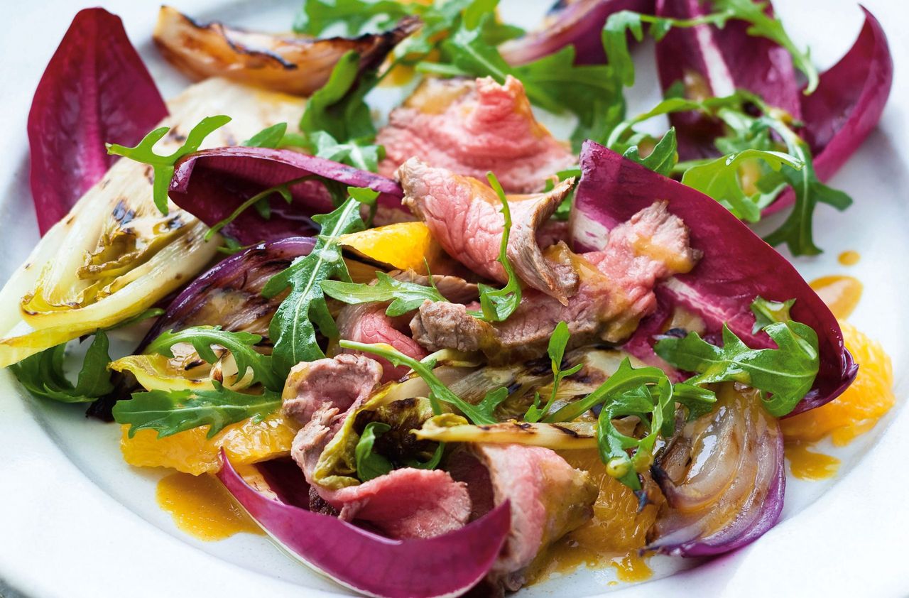 Steak, chicory and orange salad