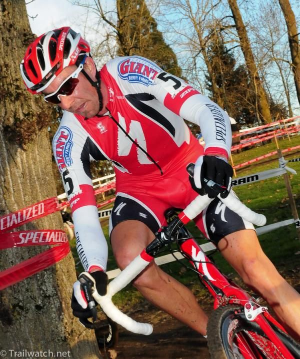Todd Wells (Specialized) rode consistently in fourth positon.