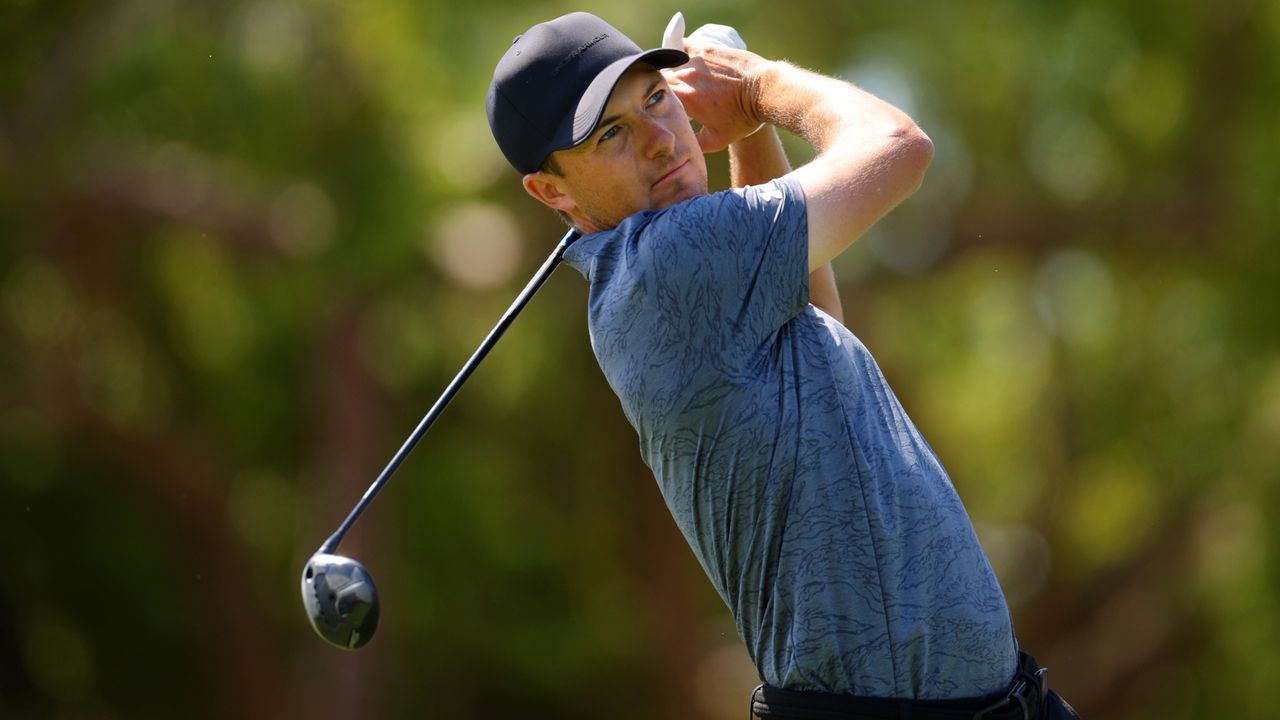 Photo of Jordan Spieth using his 3 wood