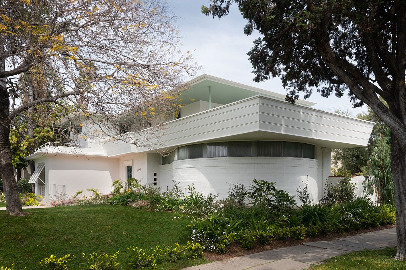 wallpaper.com - Michael Webb - Paul R. Williams shaped Los Angeles. Now three exhibitions celebrate his legacy