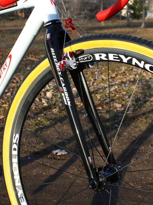 Dombroski says her Ritchey WCS Carbon 'cross fork offers lots of mud clearance and runs chatter-free.