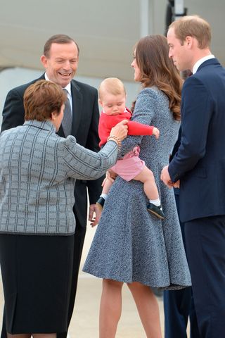 Kate Middleton, Prince William and Prince George garticle