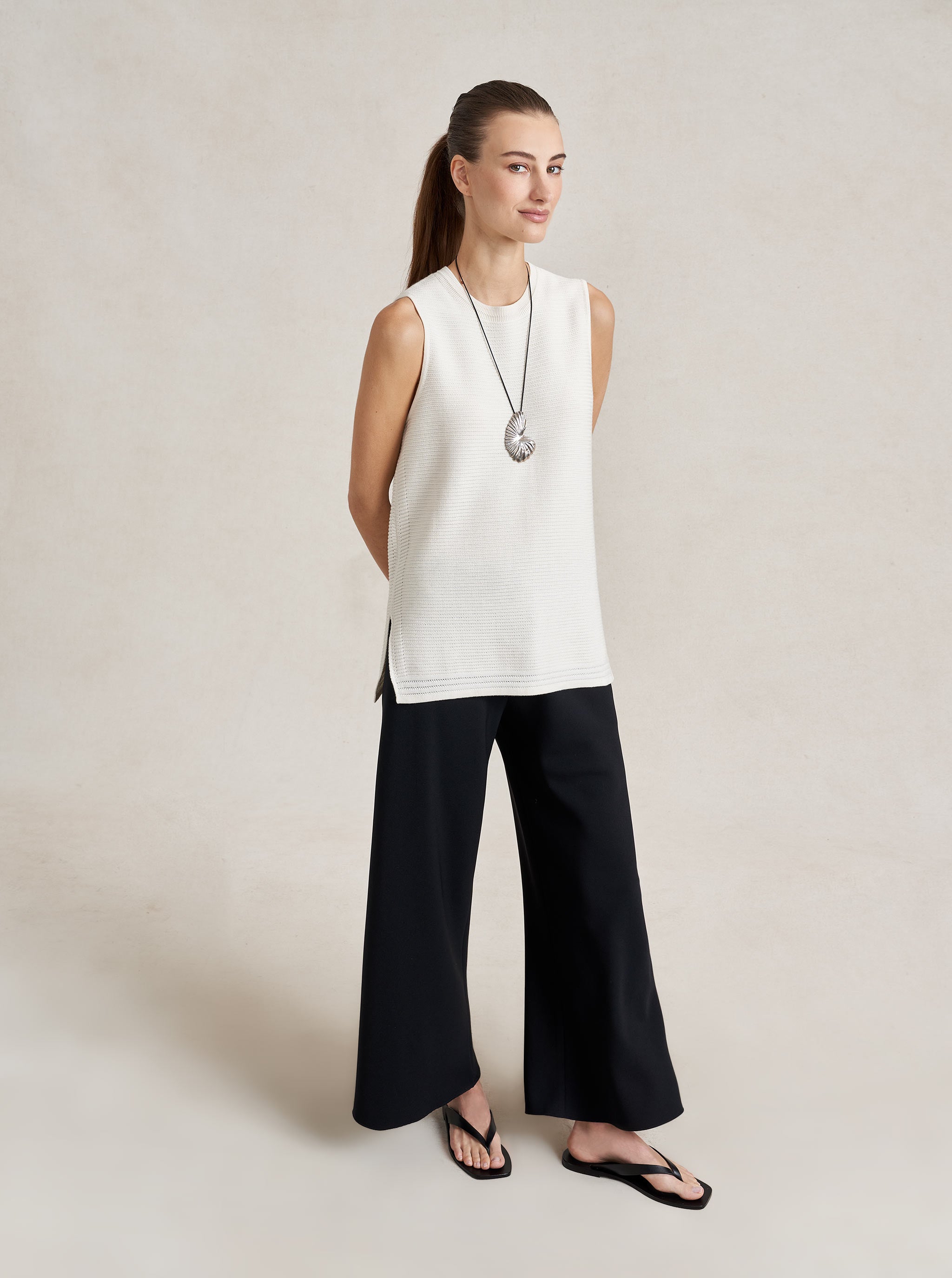 Cropped Colby Pant Xxs in Black
