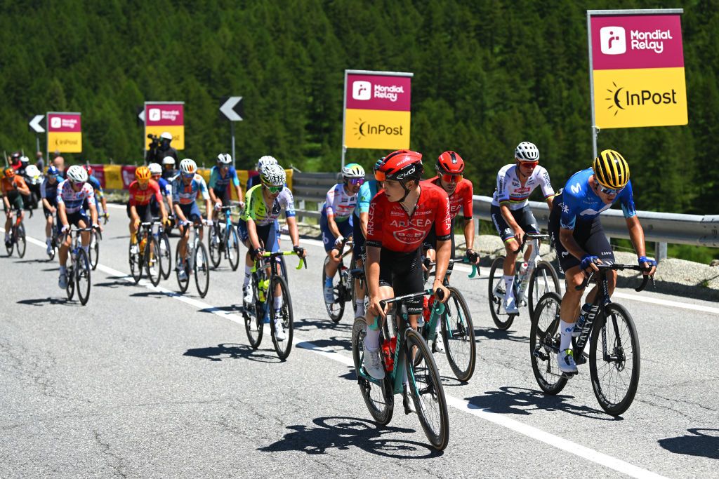 VALLOIRE FRANCE JULY 02 LR Raul Garcia Pierna of Spain and Team Arkea BB Hotels and Oier Lazkano of Spain and Movistar Team compete in the breakaway during the 111th Tour de France 2024 Stage 4 a 1394km stage from Pinerolo to Valloire UCIWT on July 02 2024 in Valloire France Photo by Dario BelingheriGetty Images
