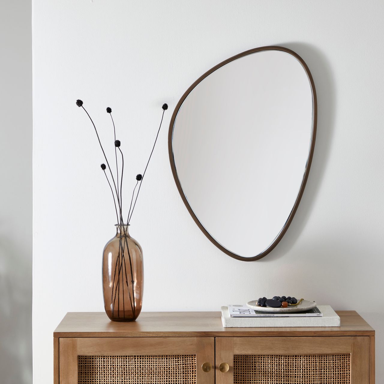 Organic-shaped mirrors are the new micro-trend you need to know about ...