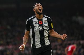 Joelinton of Newcastle United FC (7) celebrates after scoring the second goal for Newcastle during the Premier League match between Nottingham Forest FC and Newcastle United FC at City Ground on November 10, 2024 in Nottingham, England