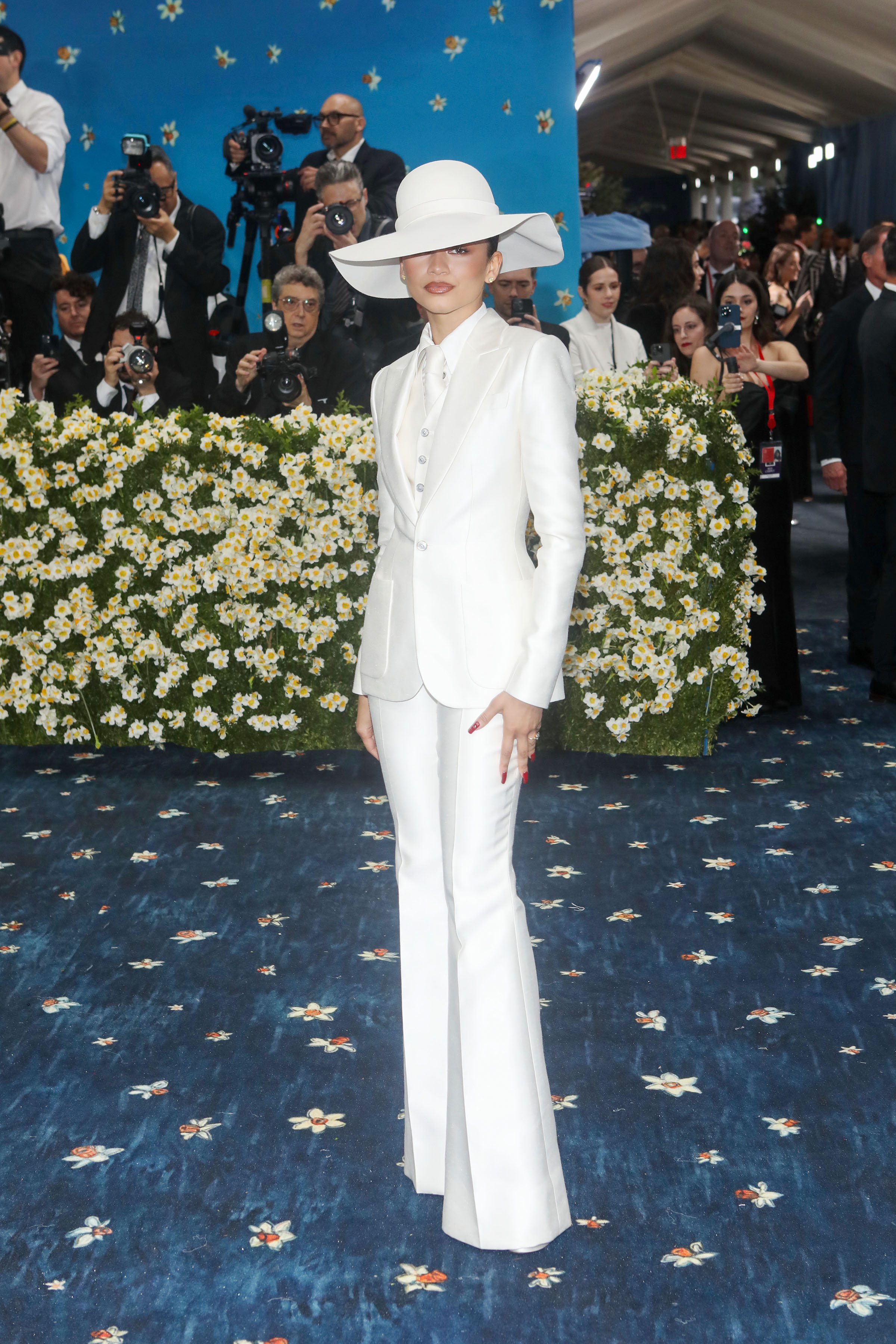 Zendaya arriving at the 2025 Met Gala wearing Louis Vuitton