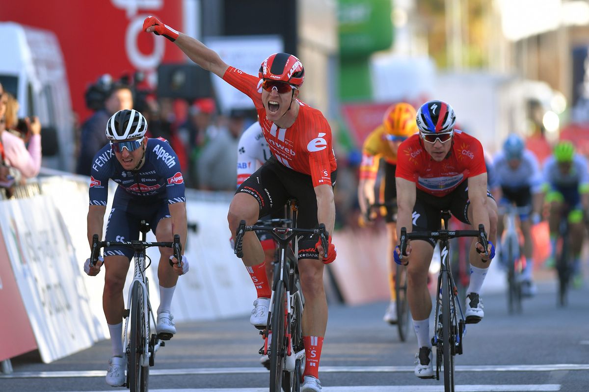 Cees Bol overpowers Quick-Step with huge sprint on stage three of the ...