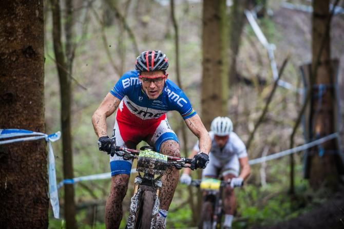 Julien Absalon (BMC) leads