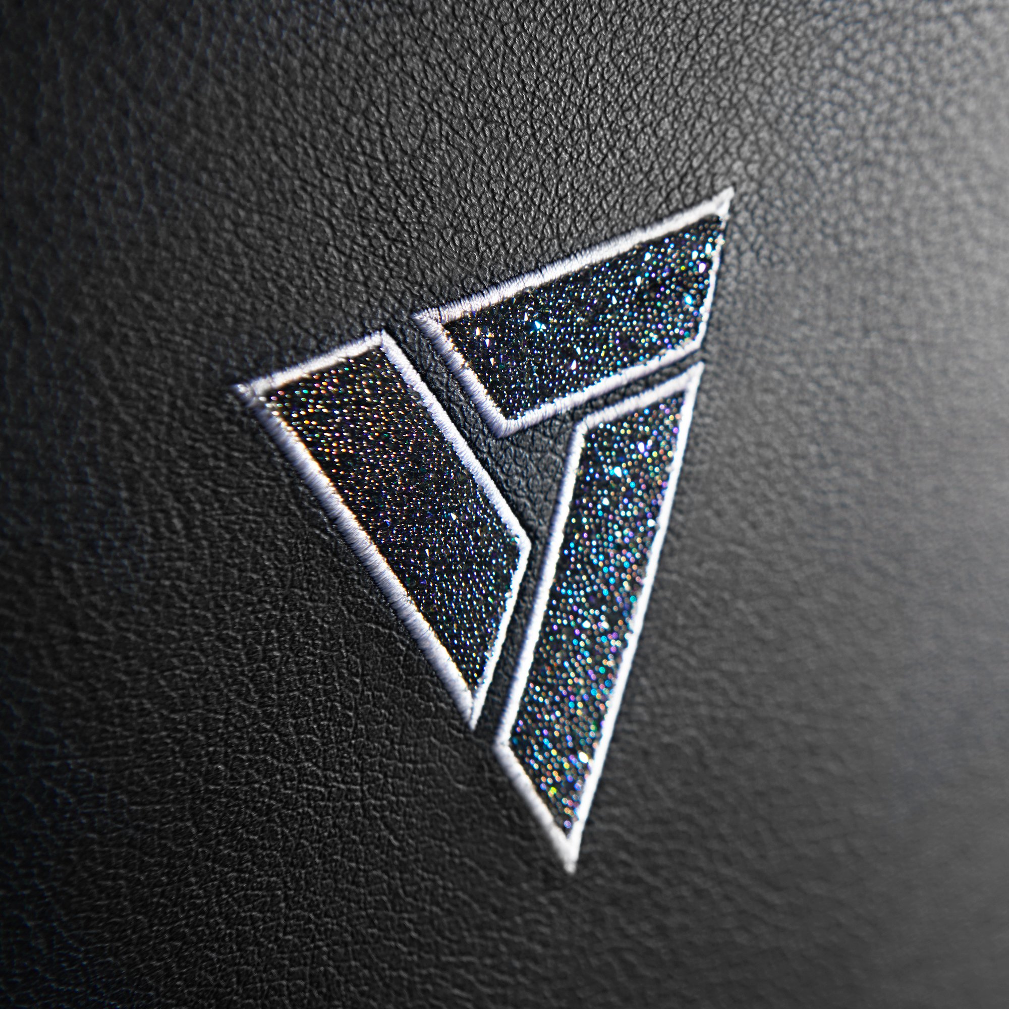 Vertagear And Swarovski Collaboration Image