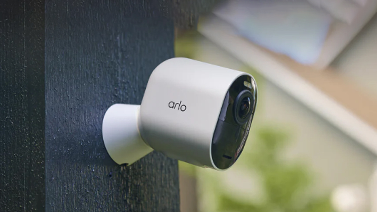Arlo Pro 6 lifestyle render attached to a wall