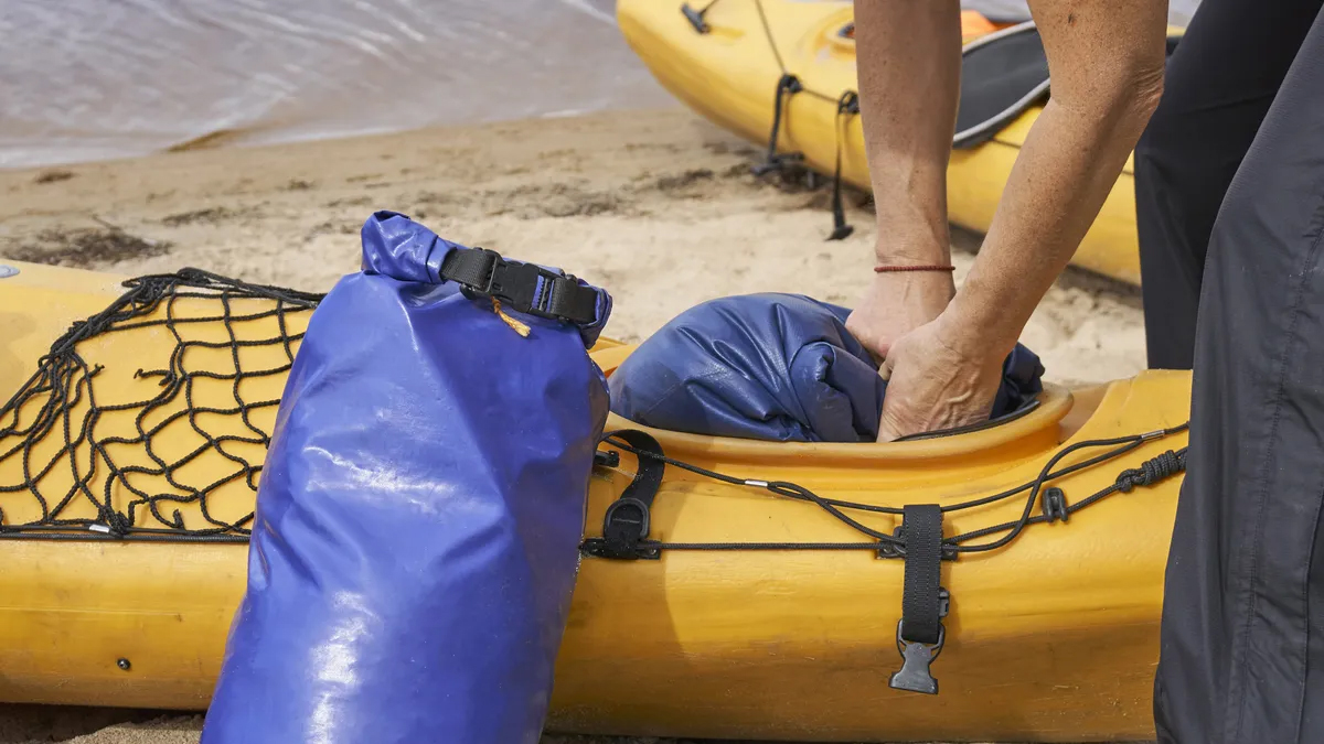 7 reasons you need a dry bag: kayak and dry bag