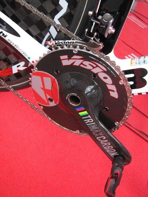 Androni Giocattoli use the Vision aero chain set