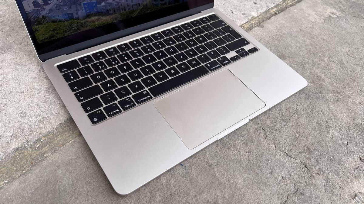 Macbook Air Review 2022
