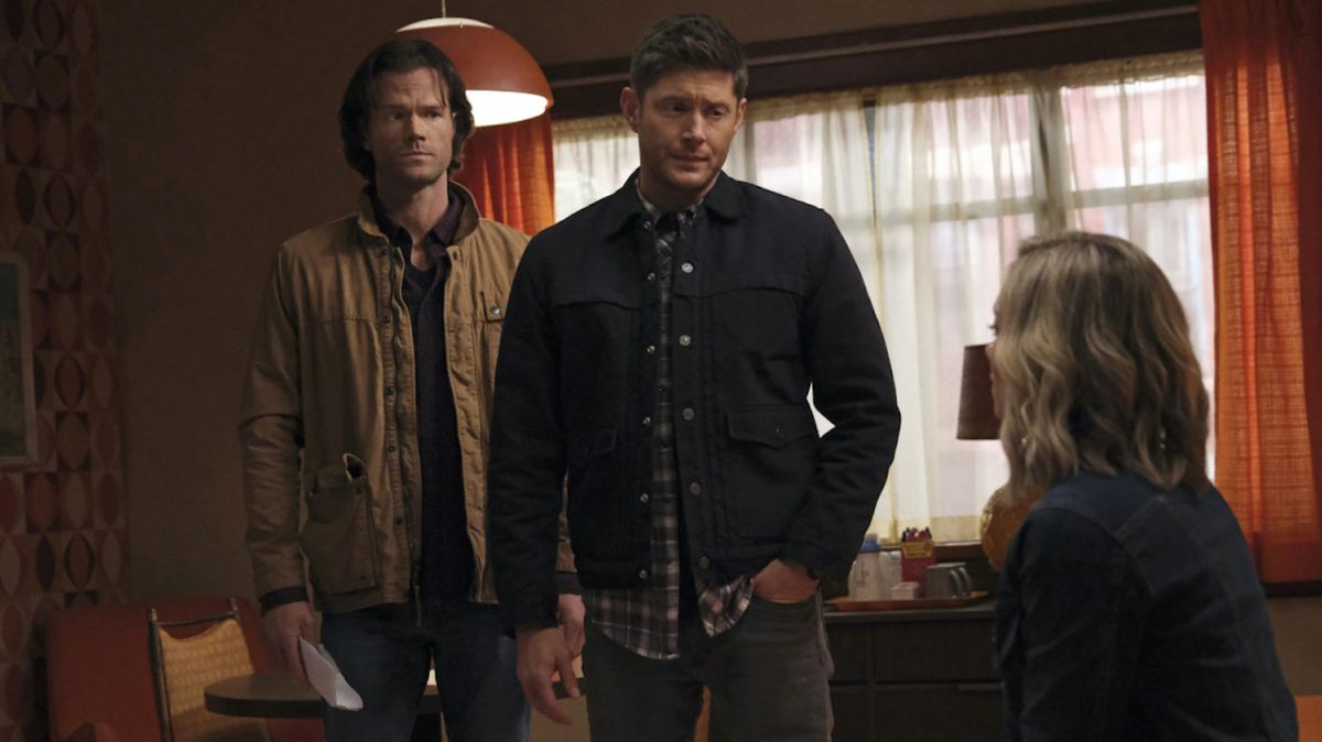 Sam and Dean look on as Caitlin explains the circumstances of her brother&#039;s suicide. 