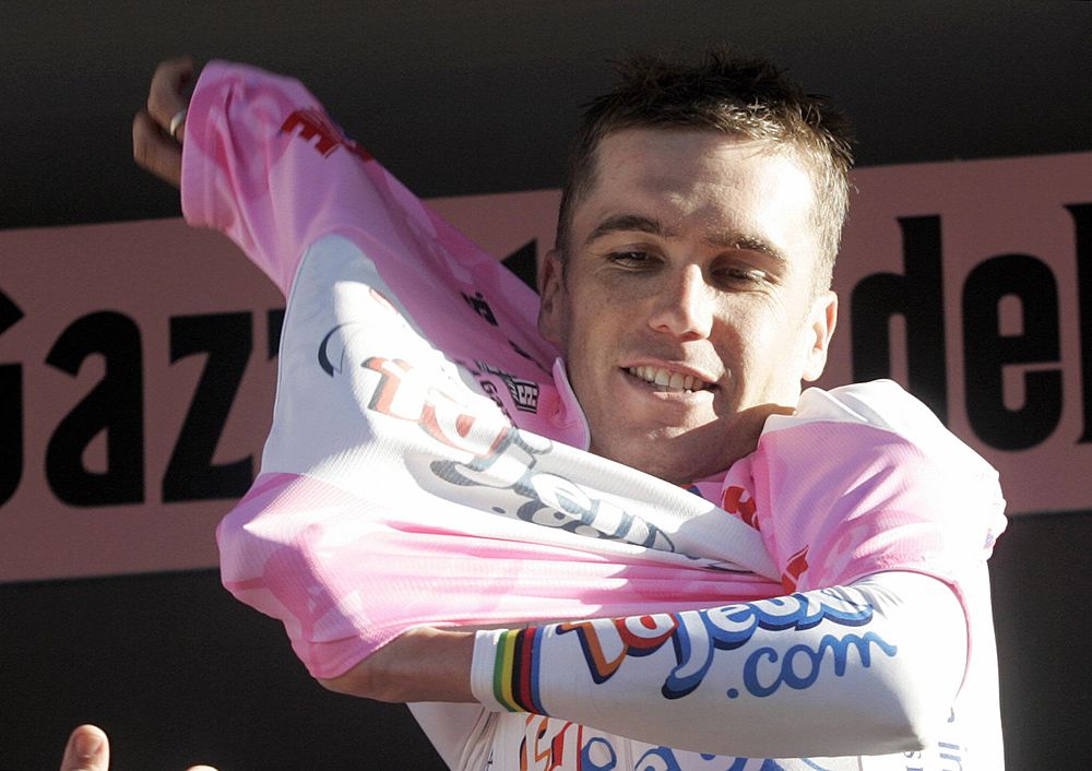 Bradley McGee in pink in 2004