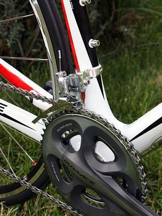 The 4 Series Madone carries on with a simpler clamp-on front derailleur arrangement.