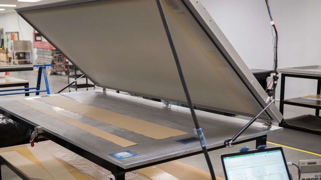 carbon fiber vacuum table
