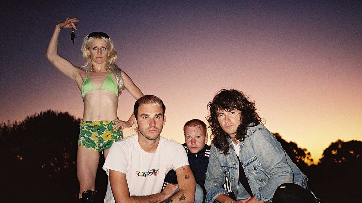 Amyl And The Sniffers