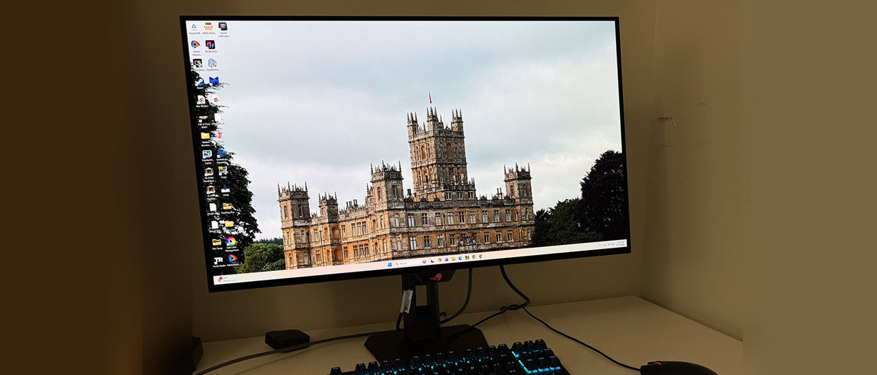 Asus ROG Strix XG32UQWMS