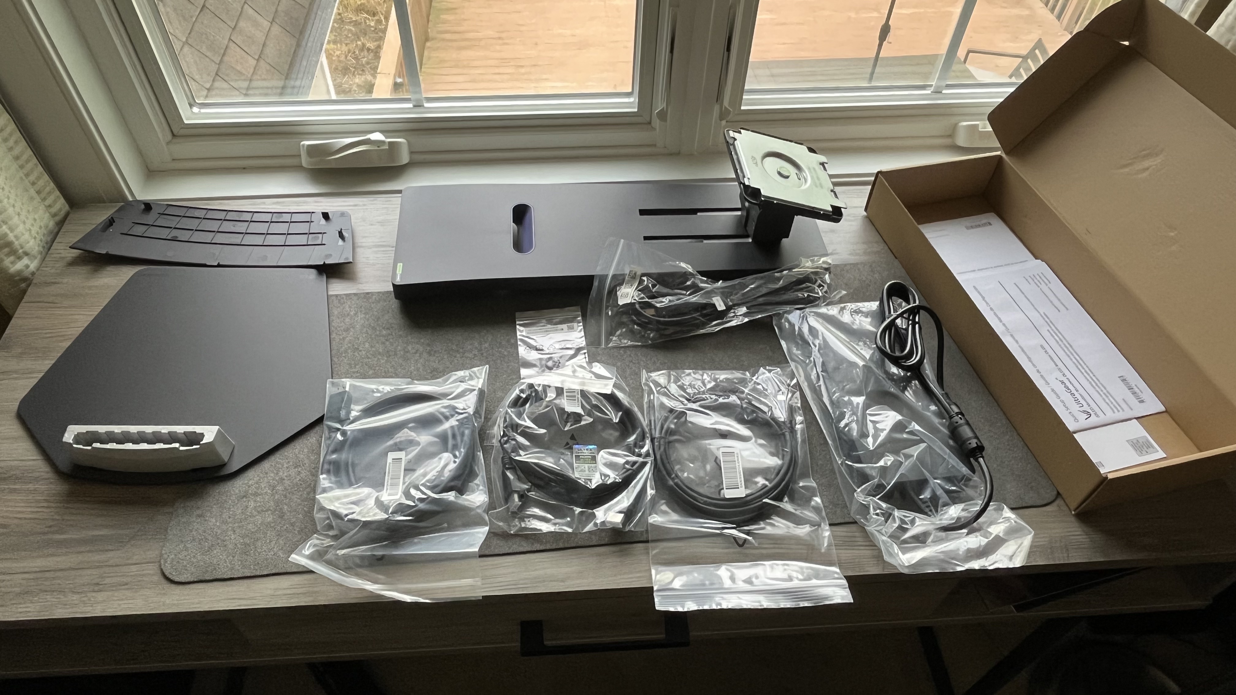 An LG Ultragear GX9 on a desk