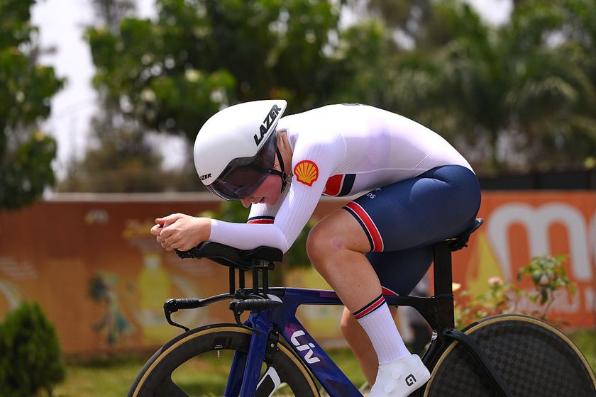 KIGALI, RWANDA - SEPTEMBER 23: Erin Boothman and Team United Kingdom competes during the 98th UCI Cycling World Championships Kigali 2025 - Women Junior Individual Time Trial a 18.3km race from Kigali to Kigali on September 23, 2025 in Kigali, Rwanda. (Photo by David Ramos/Getty Images)